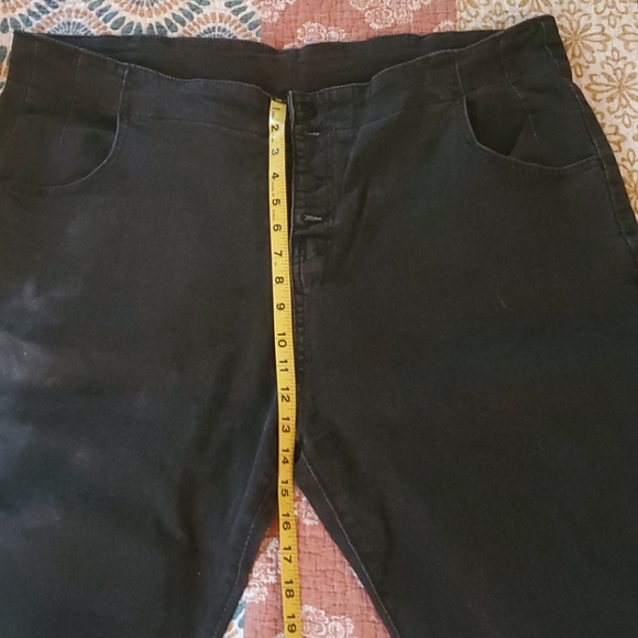 Black skinny jeans - Picture 4 of 5